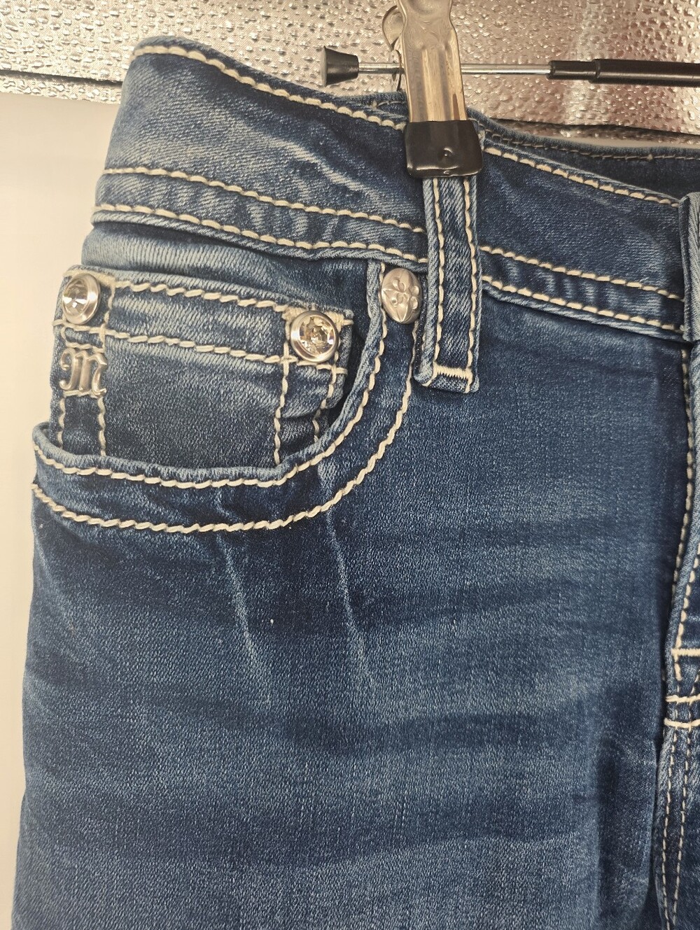 Miss Me Jeans 29 Mid Rise Boot M3793B Inseam 34 Embellished - Picture 7 of 9